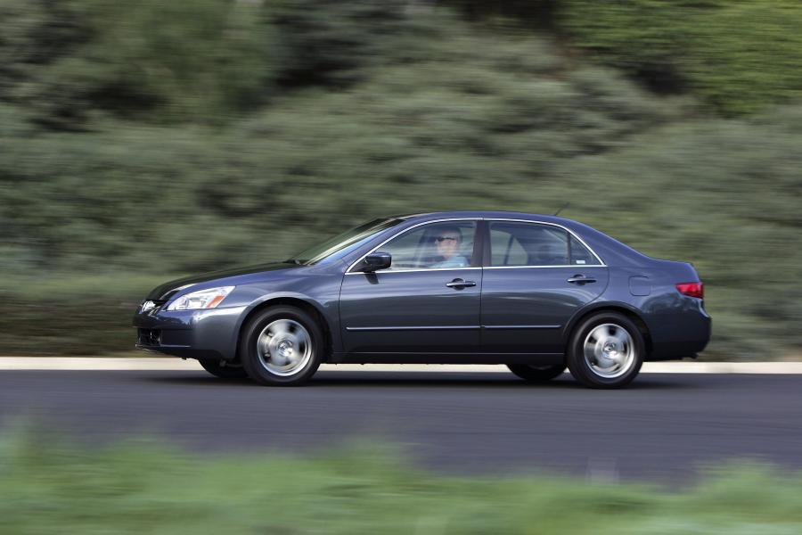  Honda Accord Hybrid America 2005 года  (фото 24 из 69)